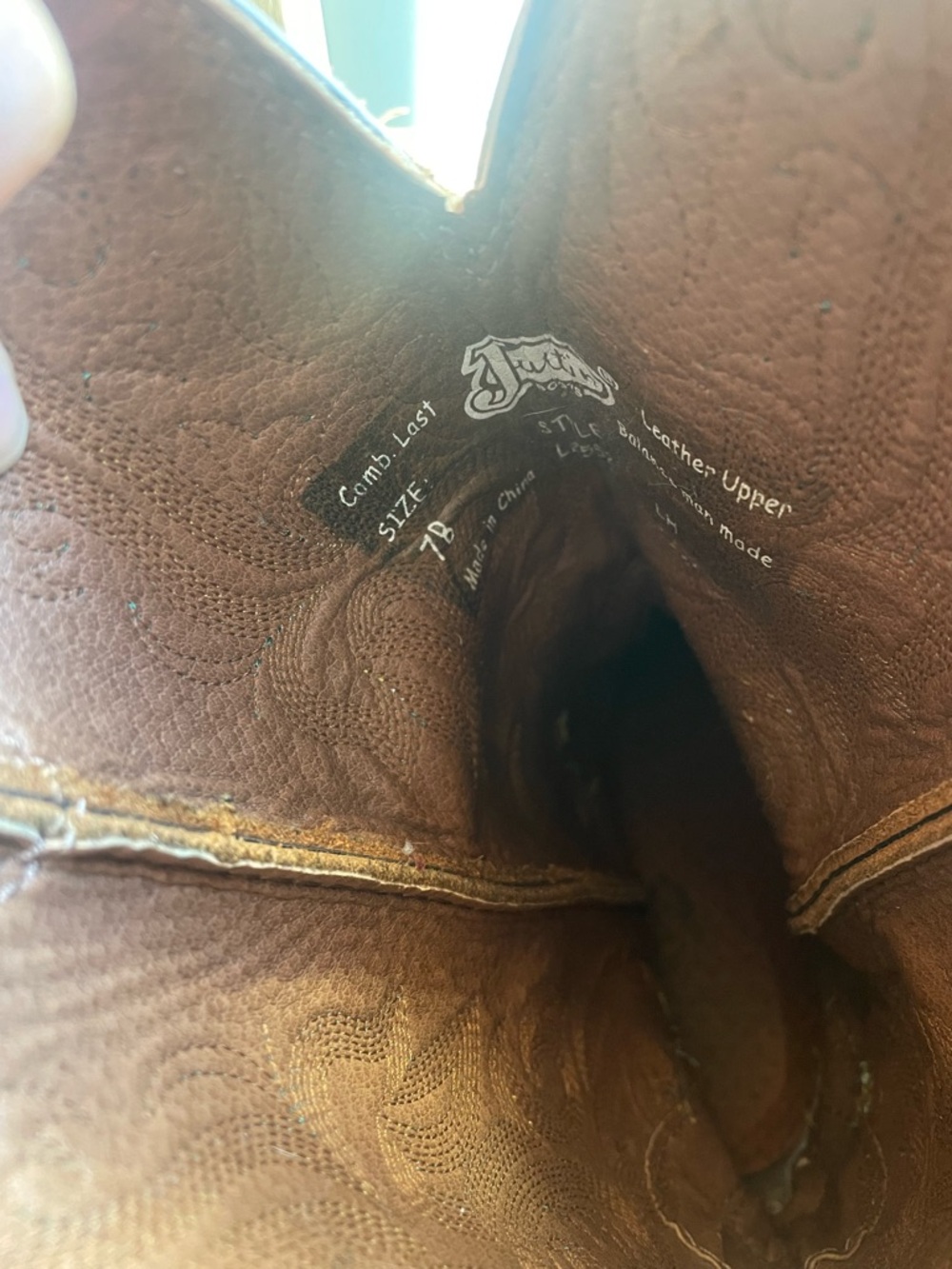 Justin Boots Brown Leather Western Boots with Embroidered Shaft - Picture 4 of 6